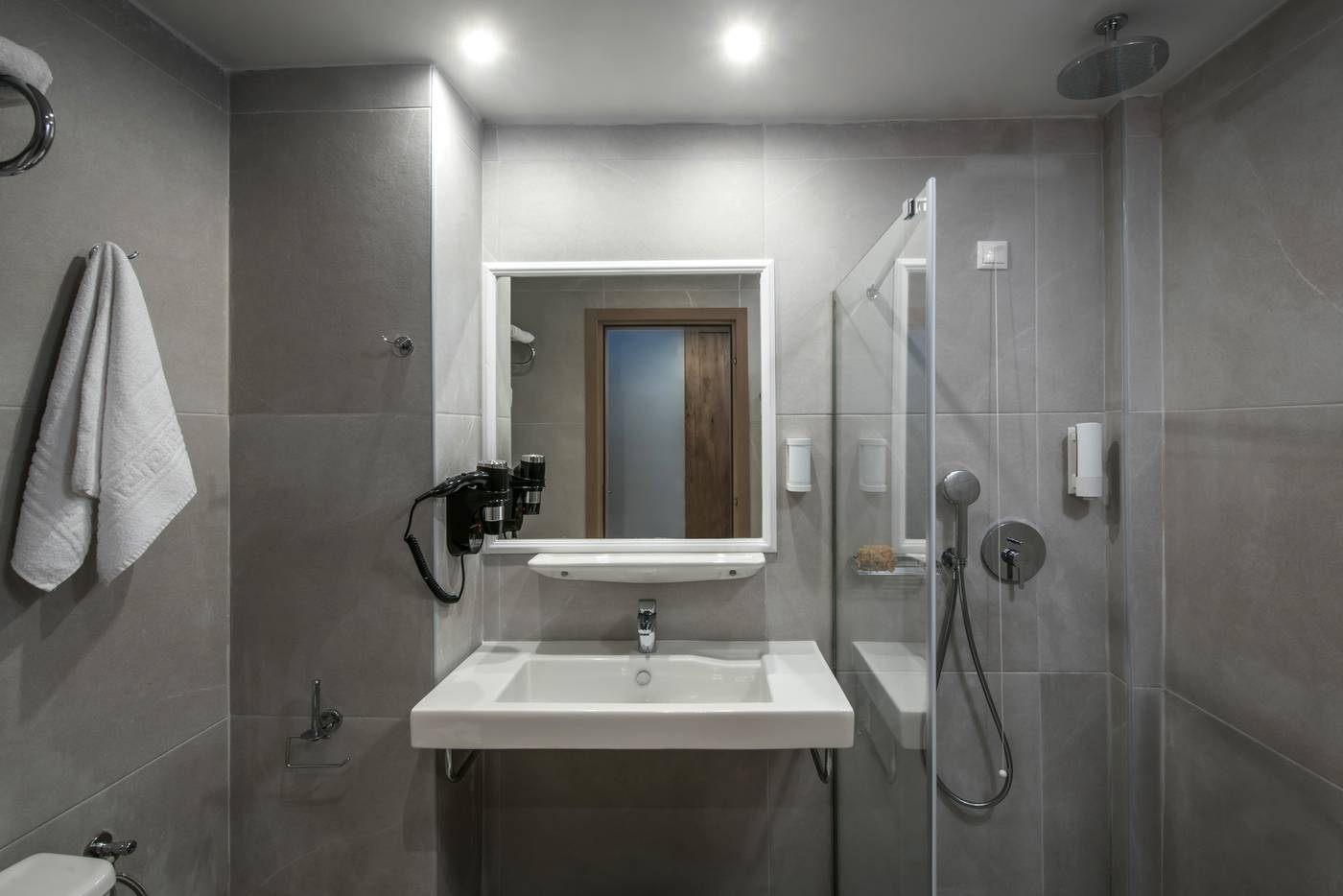 Mistral-Mare-Room-17