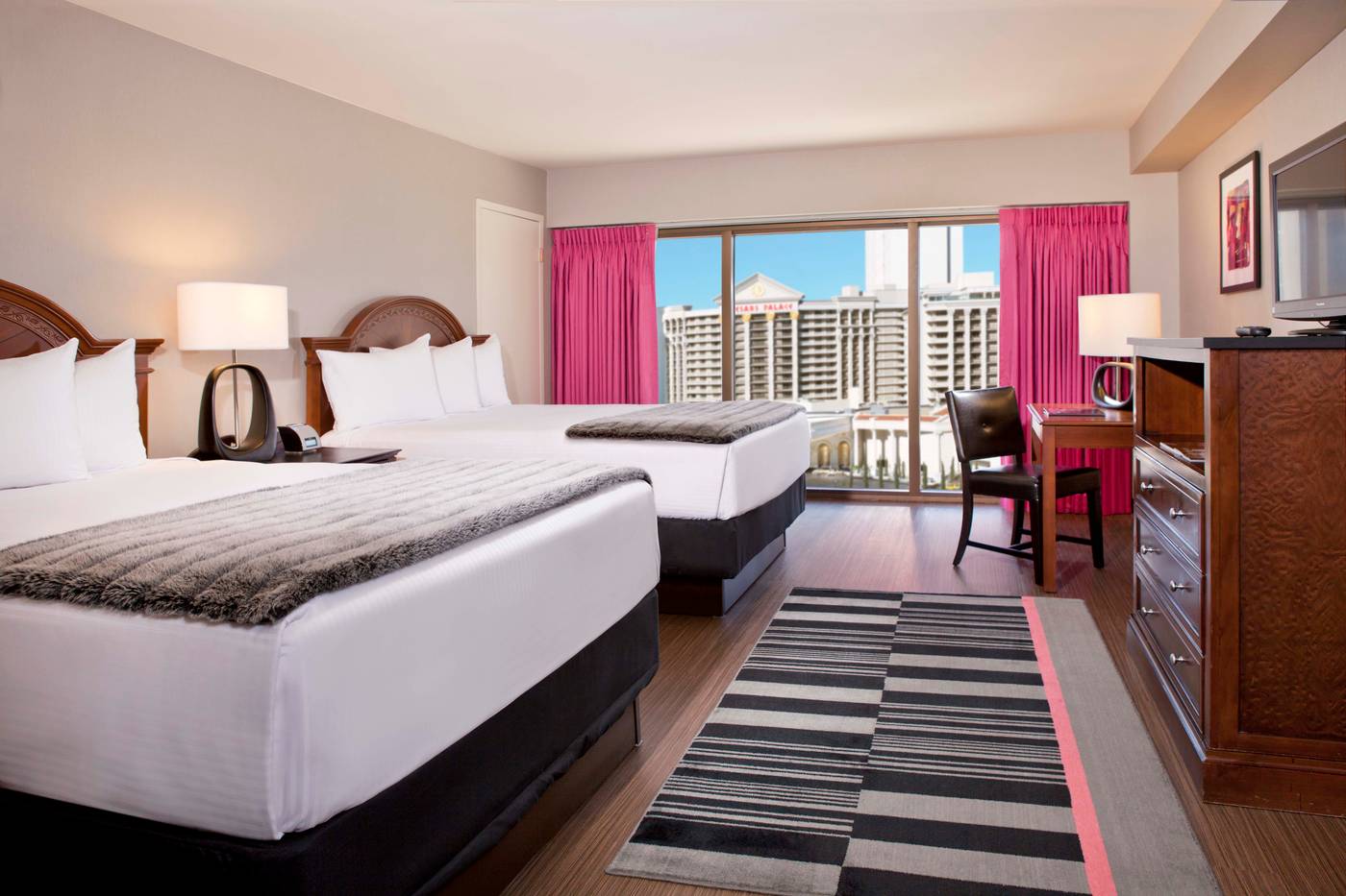 FLAMINGO-LAS-VEGAS-Room-26