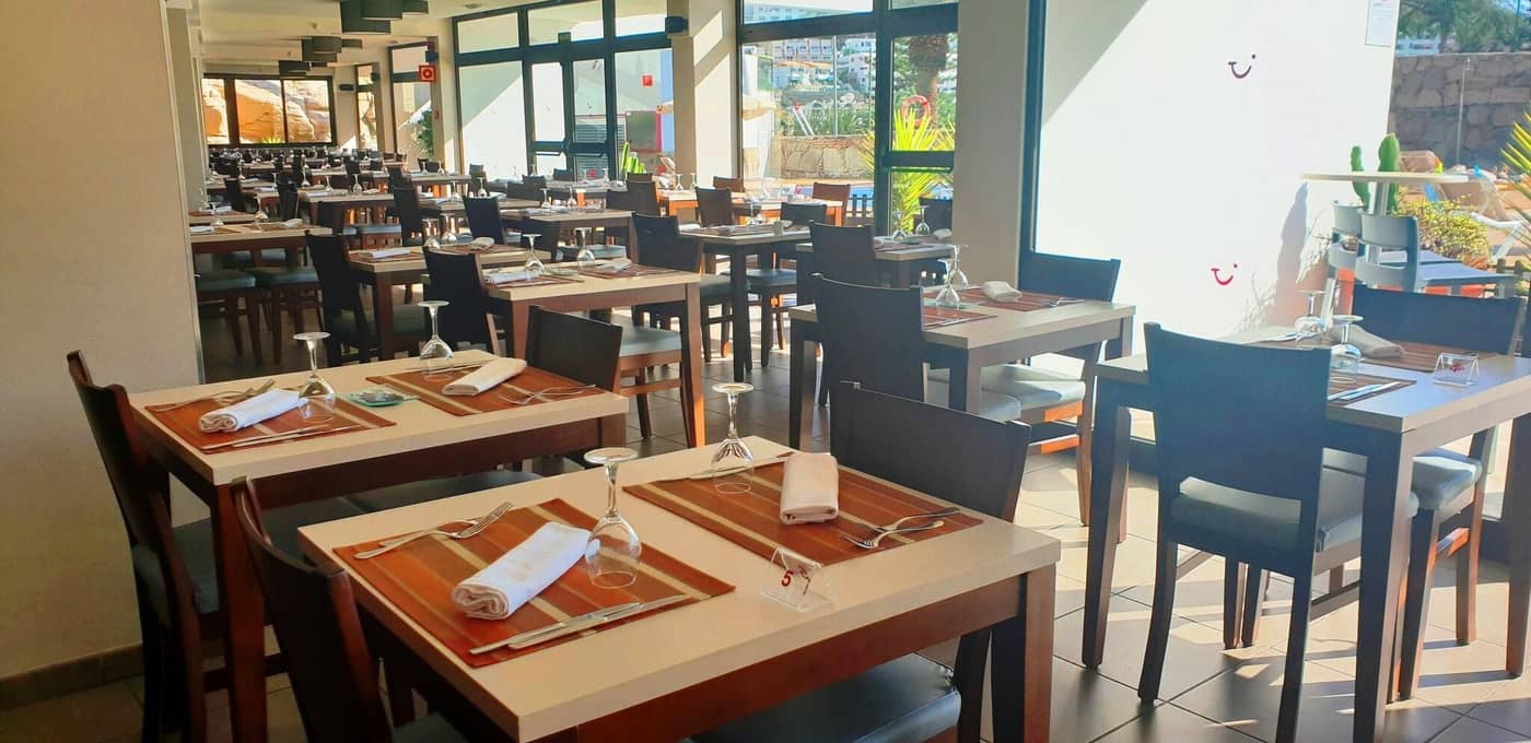 Revoli-Restaurant-33