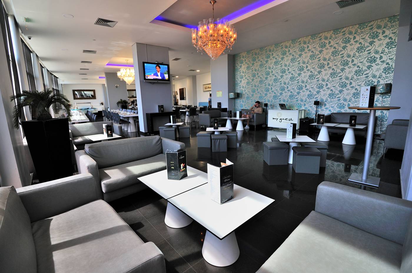 Oceano-Atlantico-Turisticos-Apartments-Bar-25