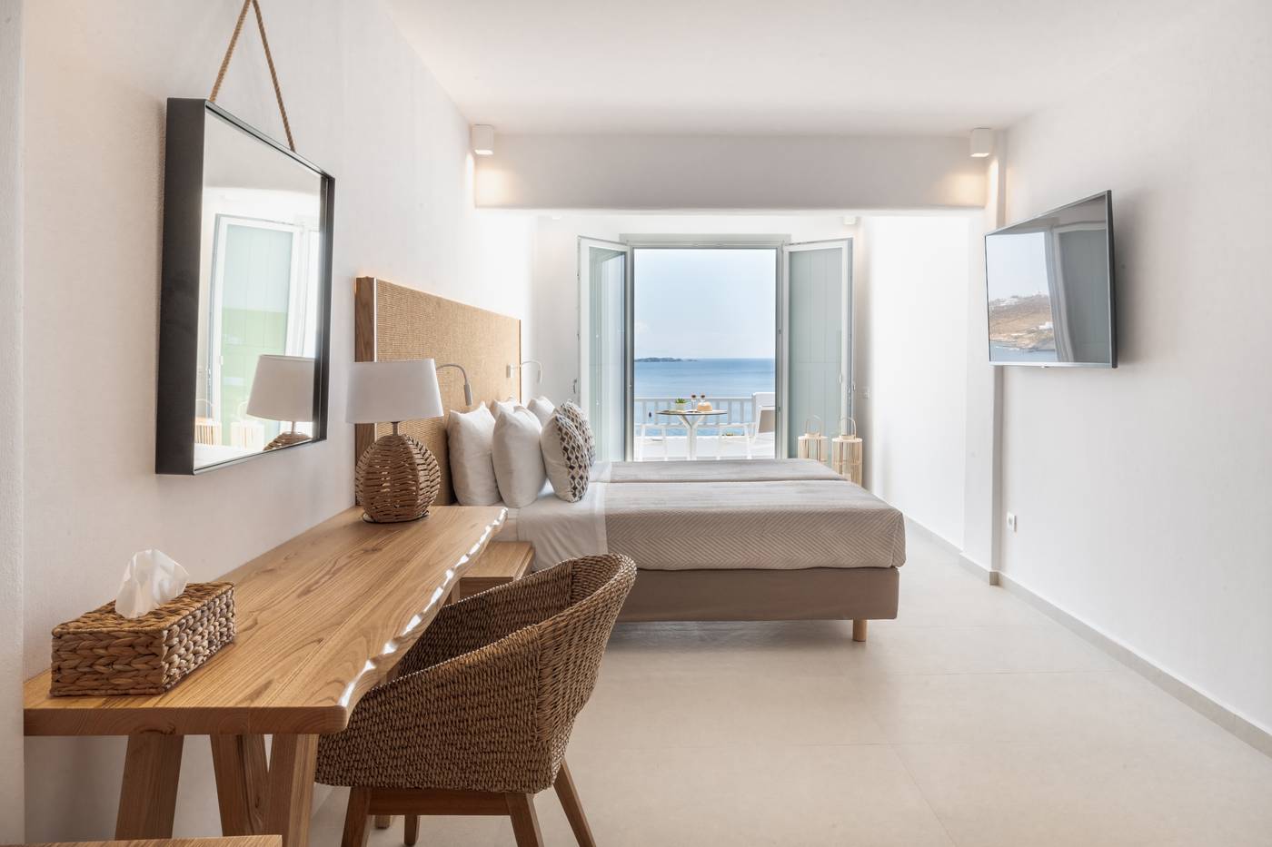 Manoulas-Beach-Room-19