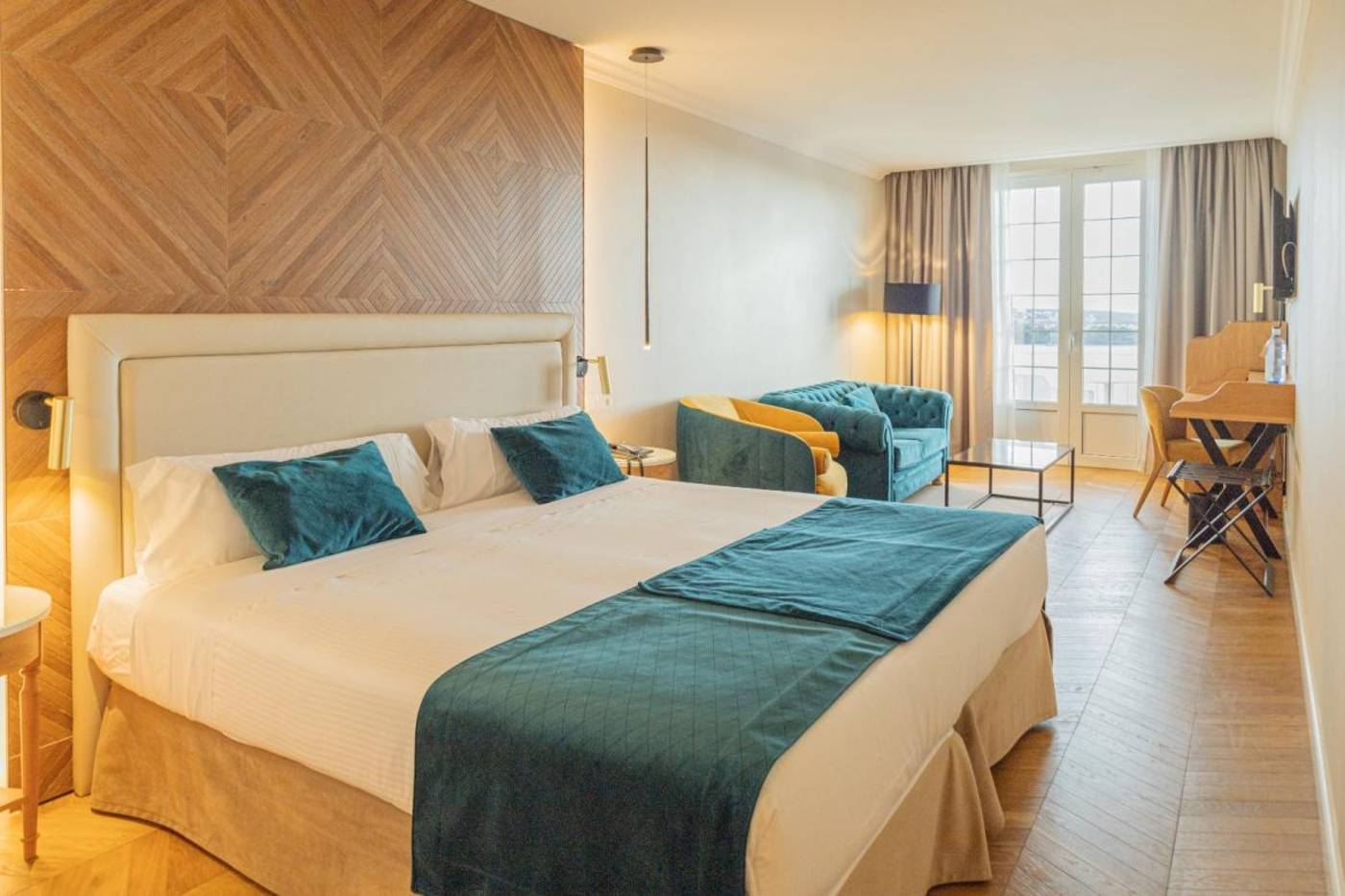 Seth-Port-Mahon-Room-26