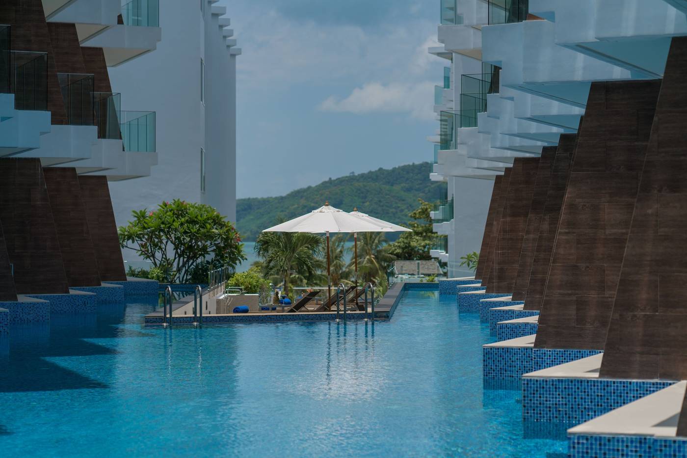 The-Beachfront-Hotel-Phuket-General-view-5