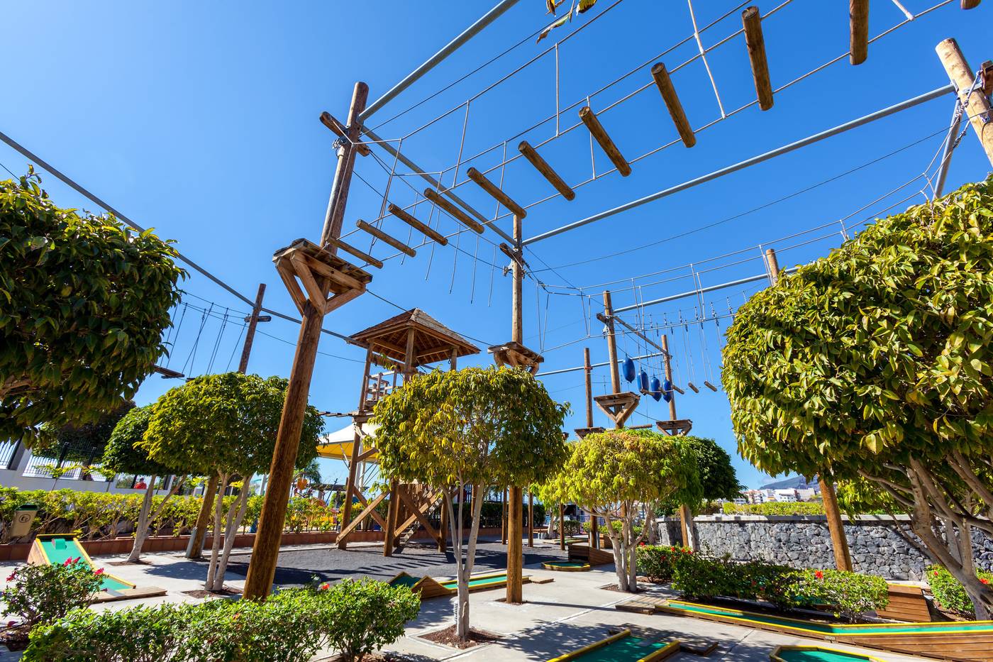 Landmar-Hotel-Costa-de-los-Gigantes-Sports-and-Entertainment-17