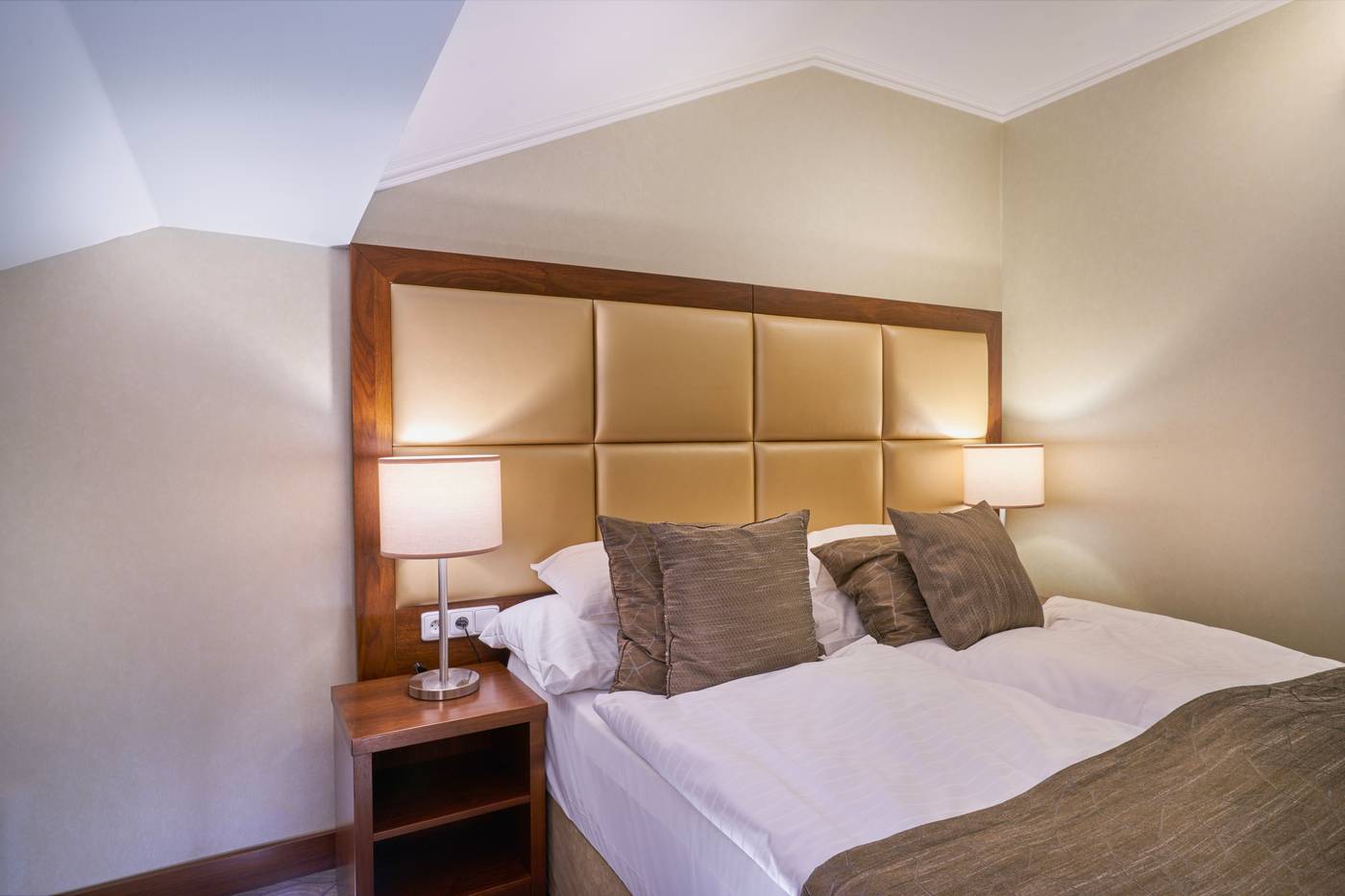 Kosher-Hotel-King-David-Room-17