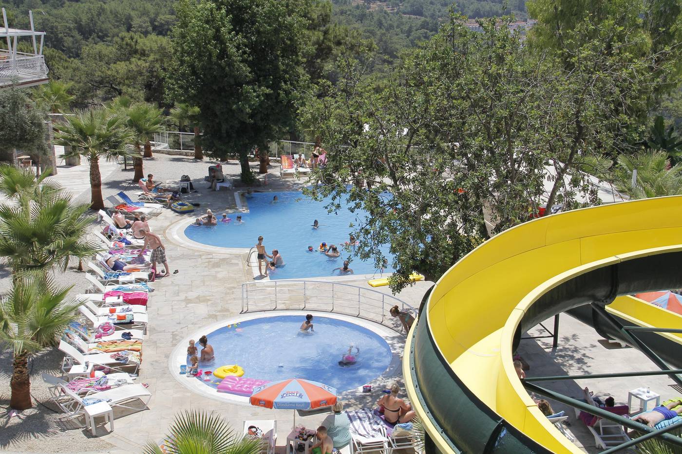 Nicholas-Park-Hotel-Pool-1