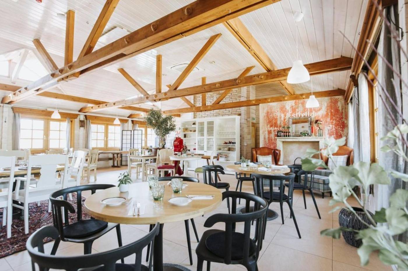 Petnehazy-Aparthotel-Restaurant-31