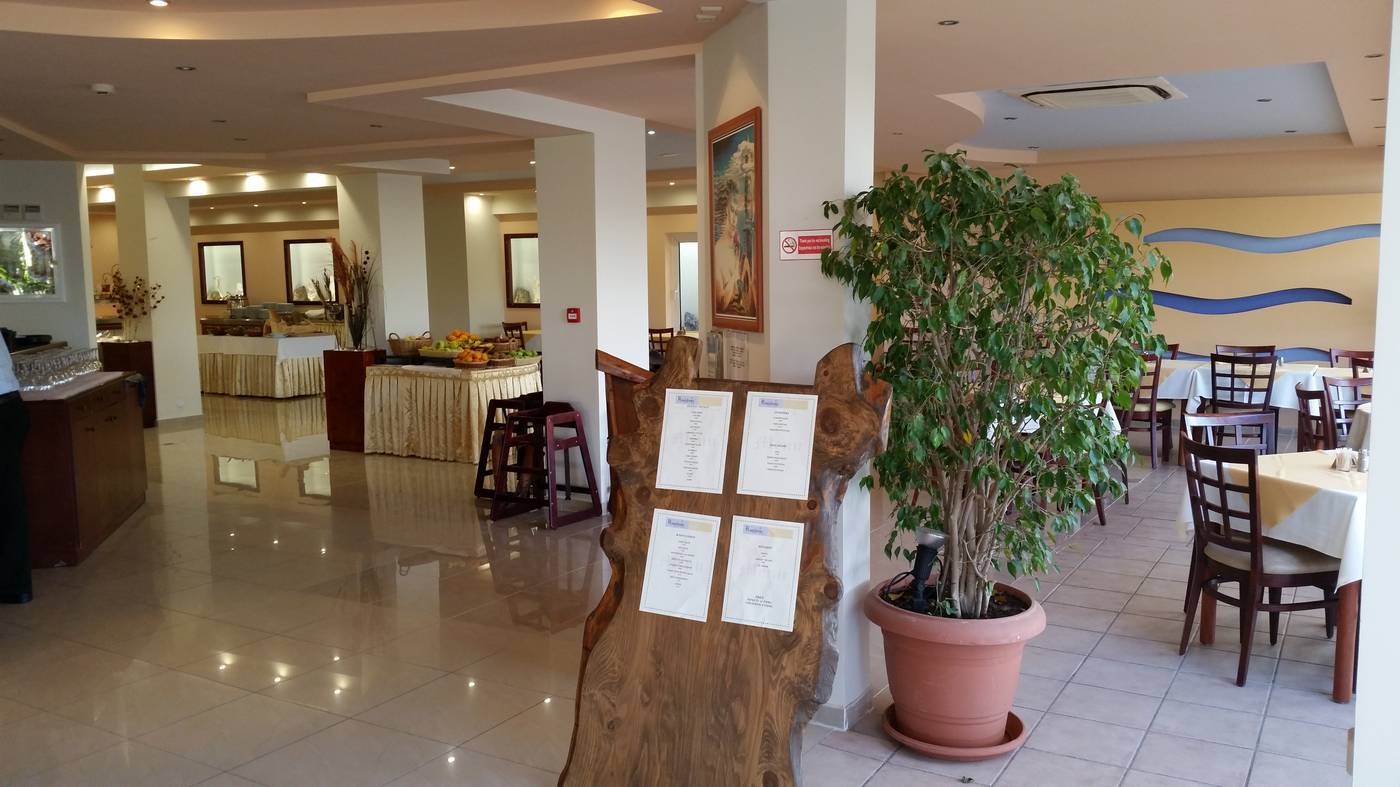 Poseidonia-Restaurant-43