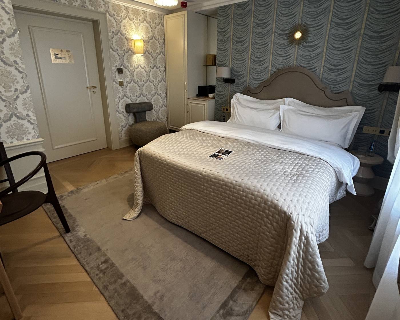 Hotel-Unicus-Palace-Old-Town---Destigo-Hotels-Room-43