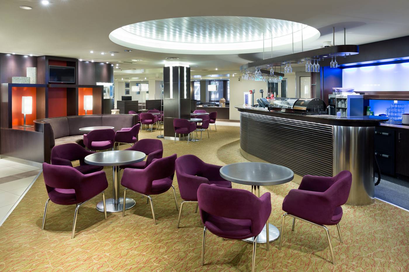 Radisson-Blu-Hotel-Olumpia--Bar-6