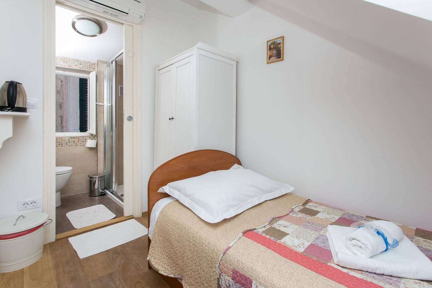 Lumin-Guesthouse-Room-58