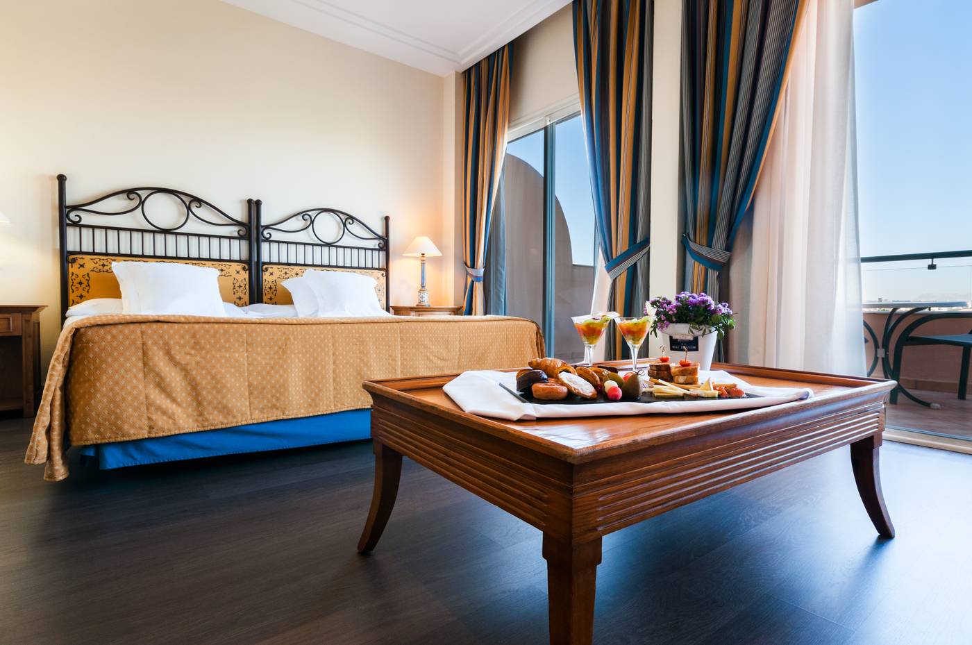 Husa-Alicante-Golf-Room-35