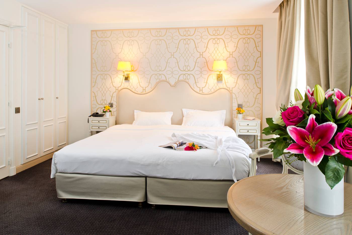 Hotel-Saint-Petersbourg-Opera---Spa-Room-17