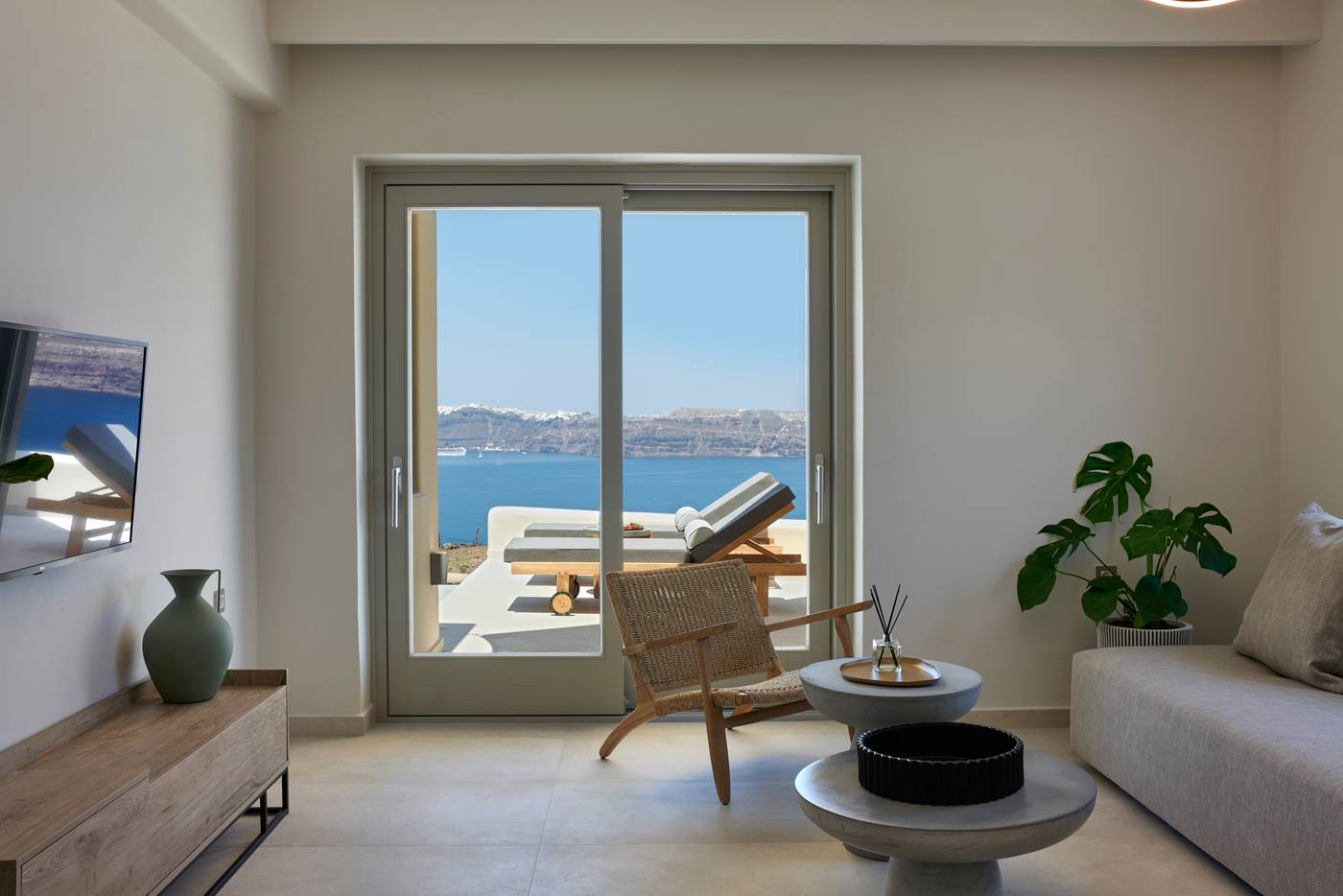 Apanemo-Hotel-Room-25