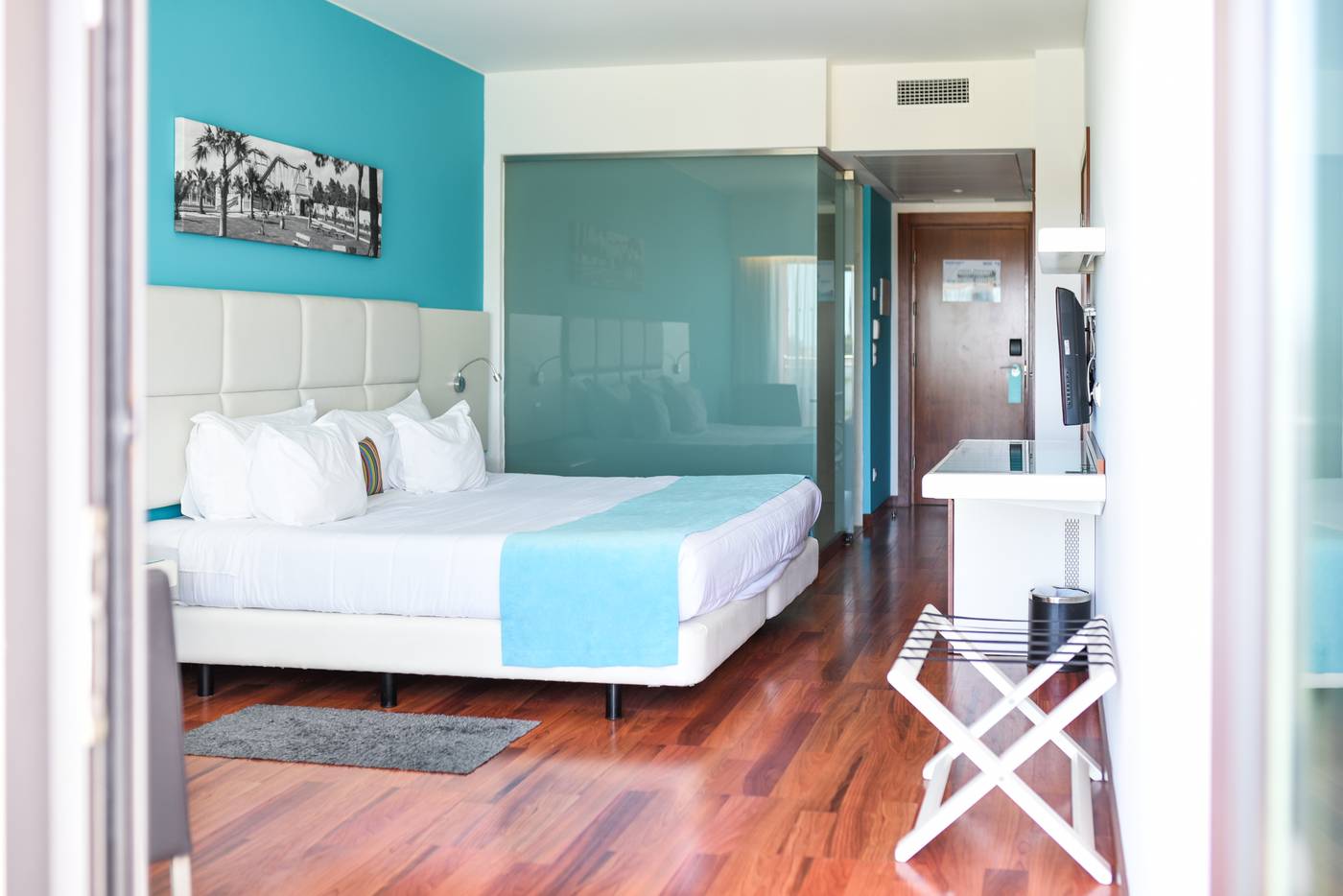 Aquashow-Park-Hotel-Room-26