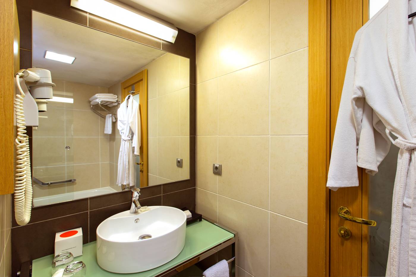 Nippon-Hotel-Istanbul-Room-41