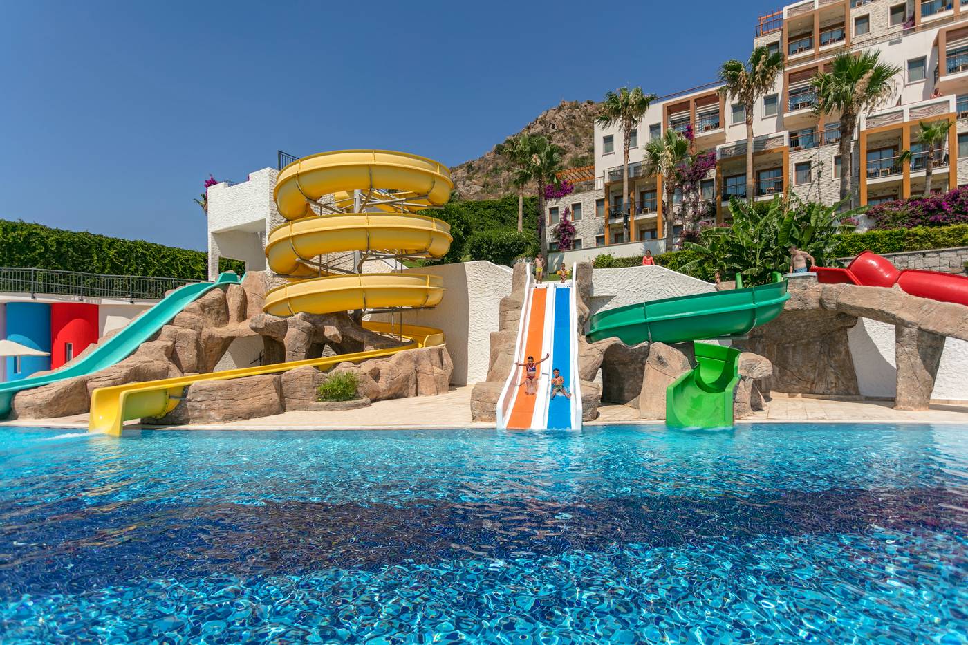 Kefaluka-Resort-Pool-3