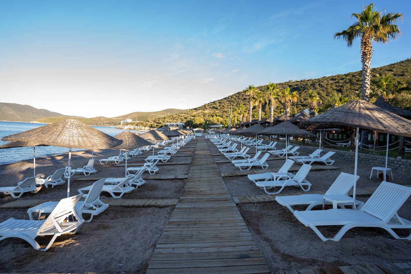 Latanya-Park-Resort-Beach-36