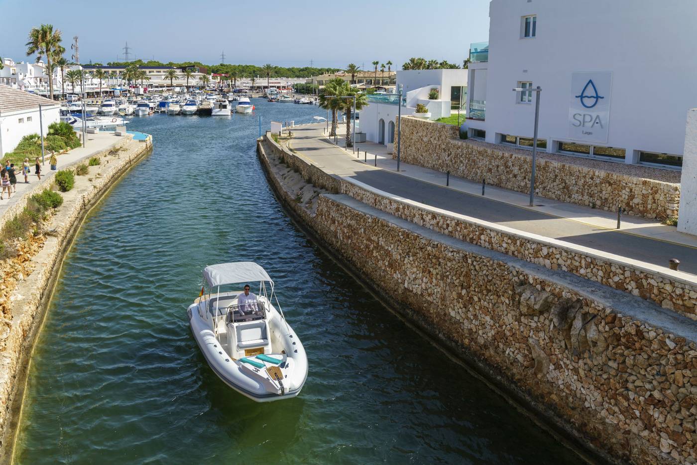 Casas-del-Lago-Hotel---Beach-Club-Sports-and-Entertainment-5