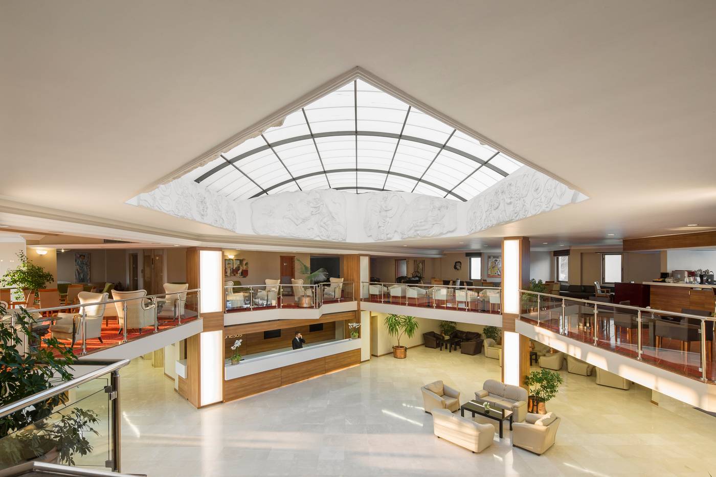 Richmond-Ephesus-Resort-Lobby-48