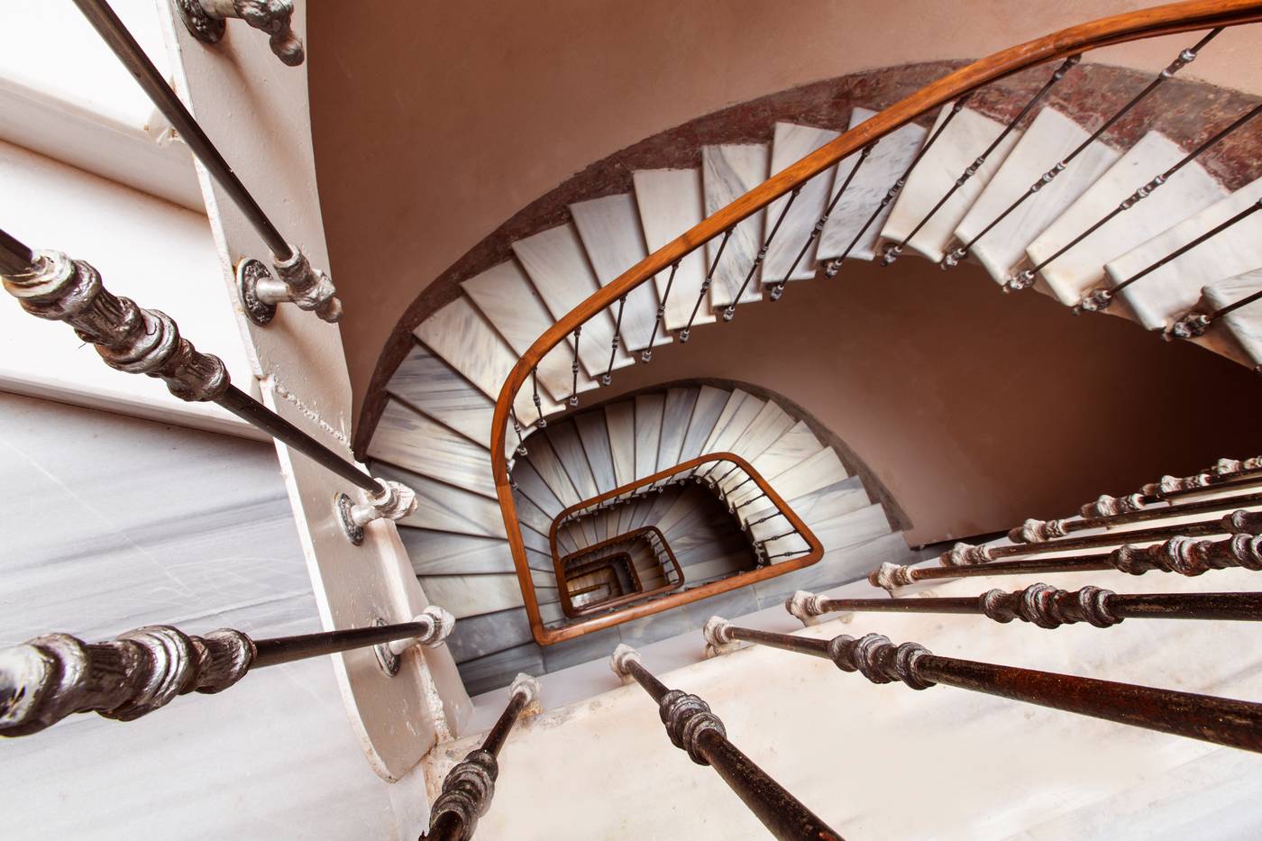 Premist-Hotel-Taksim-Lobby-9