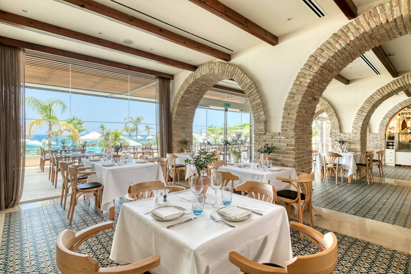 Royal-Apollonia-by-Louis-Hotels-Restaurant-66