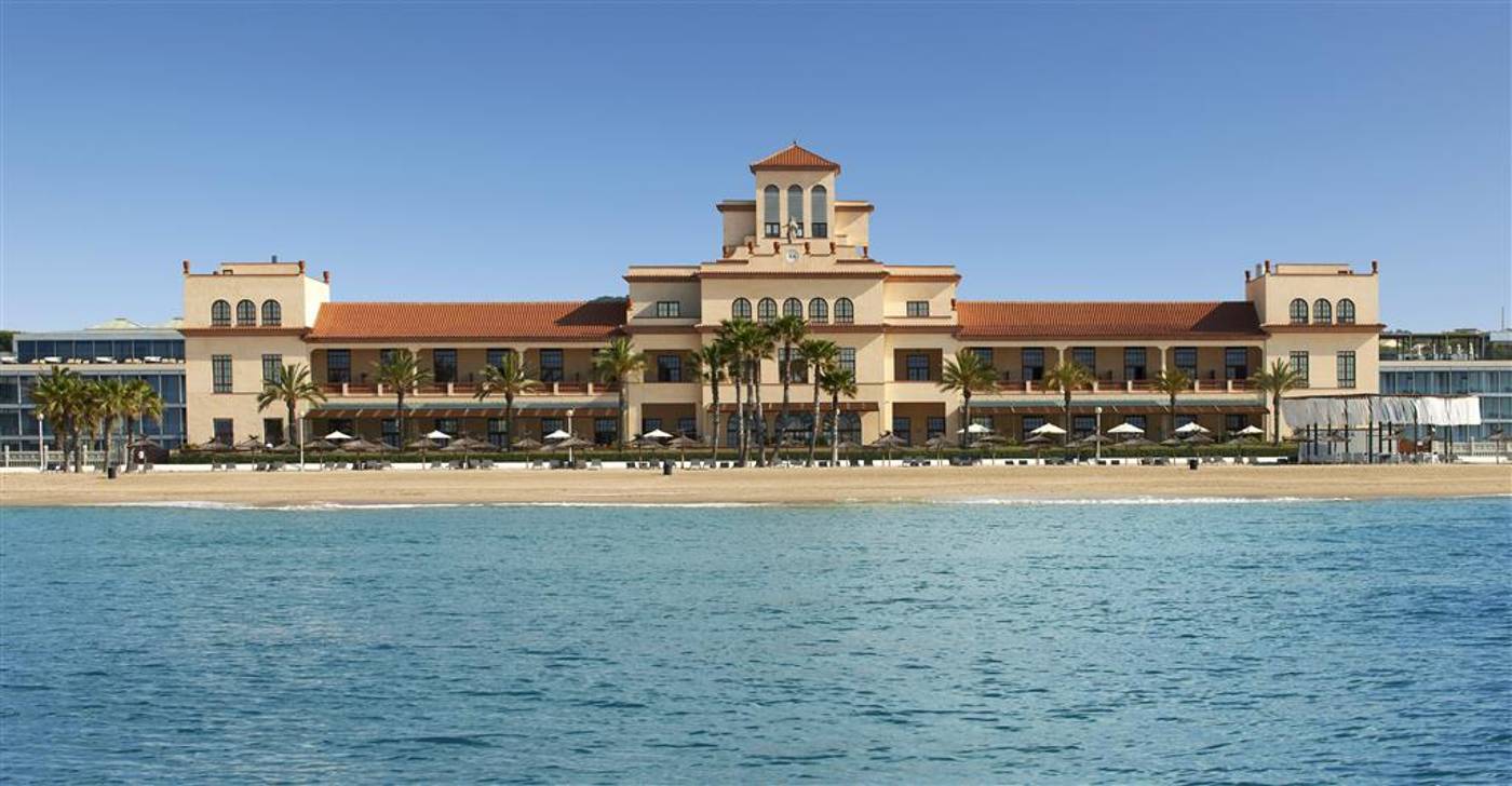 Le-Meridien-Ra-Beach-Hotel---Spa-General-view-6