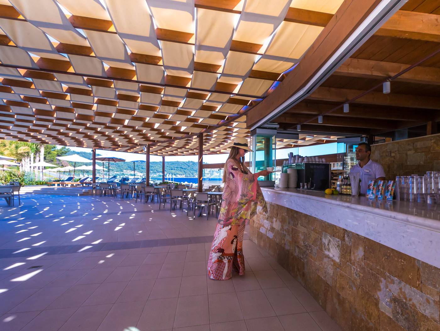 Miraggio-Thermal-Spa-Resort-Bar-16