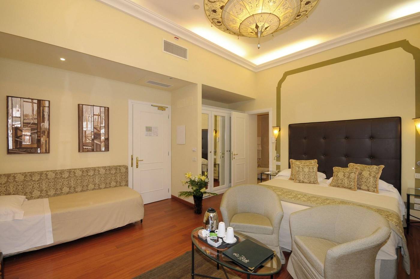 Hotel-Le-Isole-Room-3