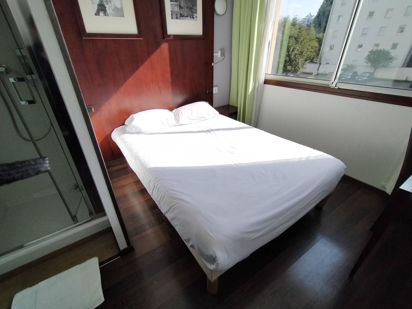 Sure Hotel by Best Western Annemasse-France-Annemasse-General view-4