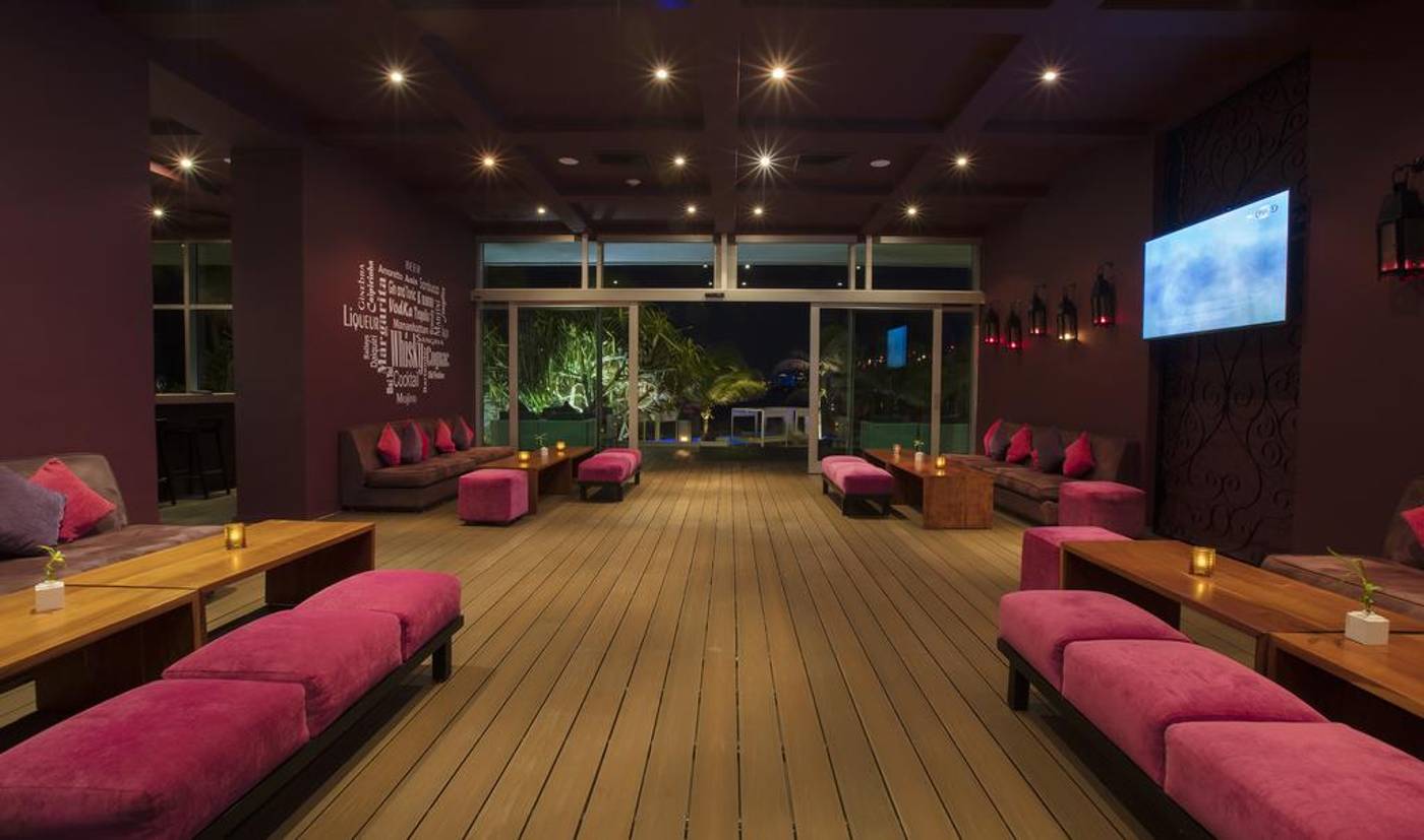 Krystal Grand Punta Cancun