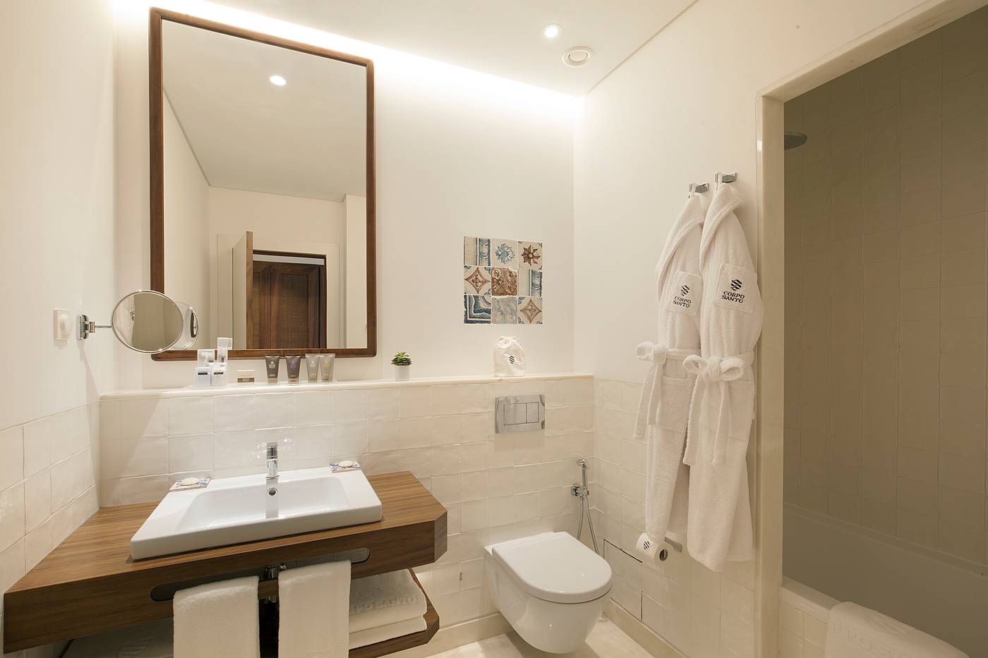 Corpo-Santo-Lisbon-Historical-Hotel-Room-29