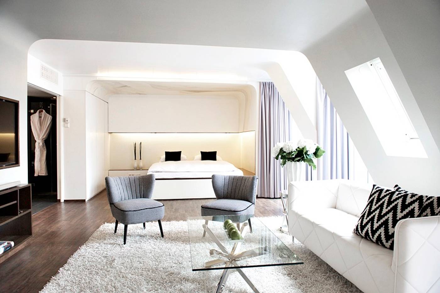 Hotel-Q--General-view-2