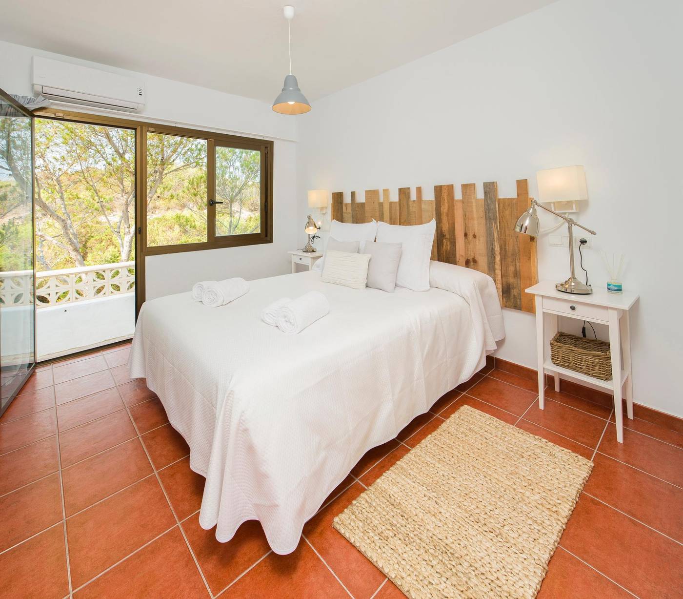 Hostal--La-Torre-Room-28