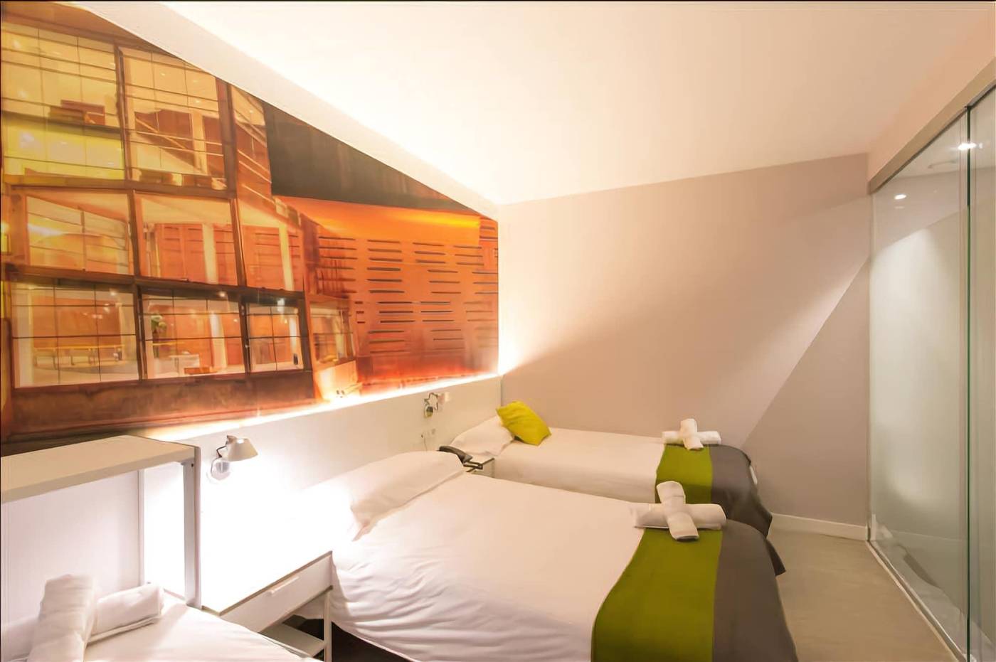 Bilbao City Rooms-Spain-BILBAO-Room-6