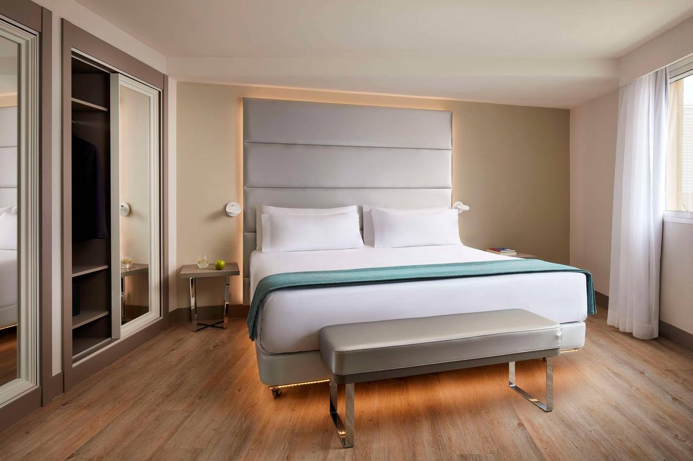 NH-Madrid-Zurbano-Room-21