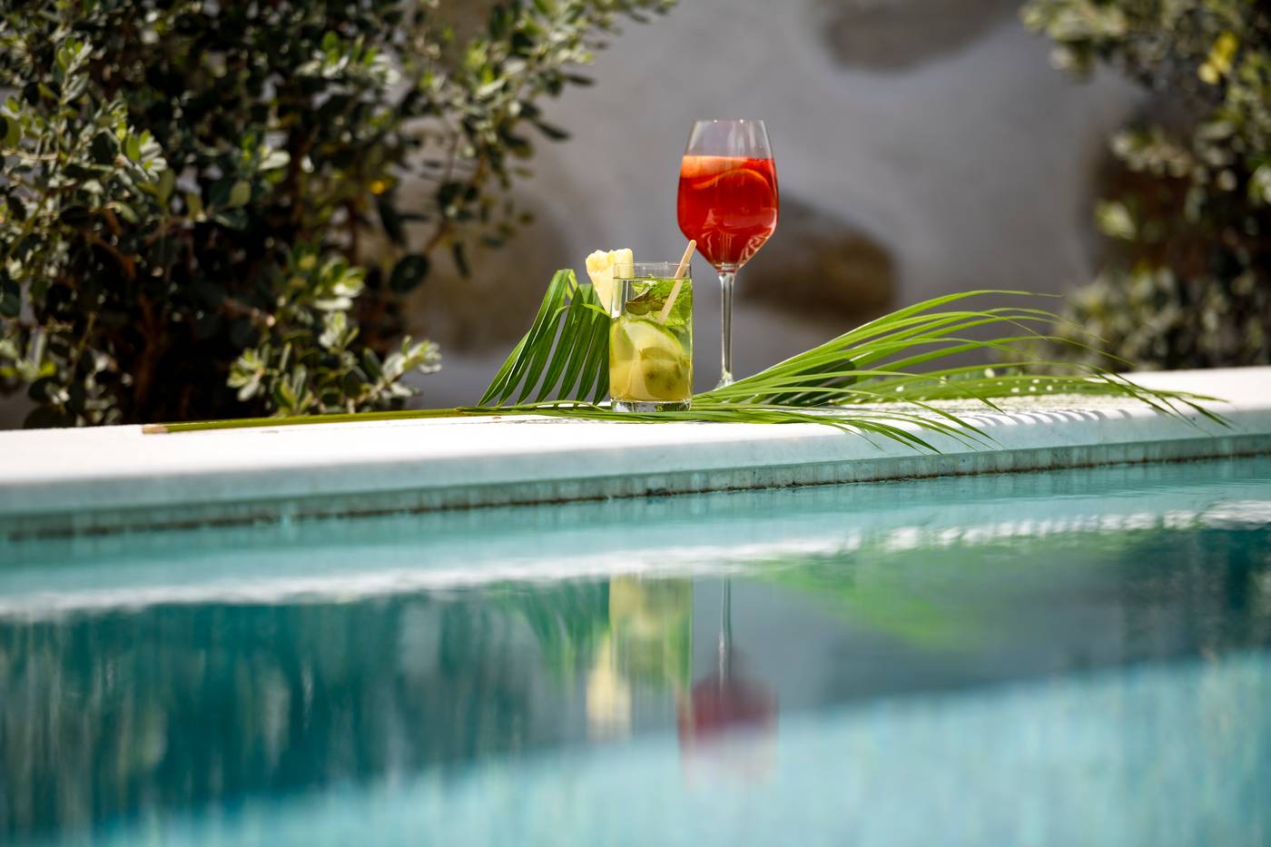 Saint-John-Hotel-Villas---Spa-Room-26