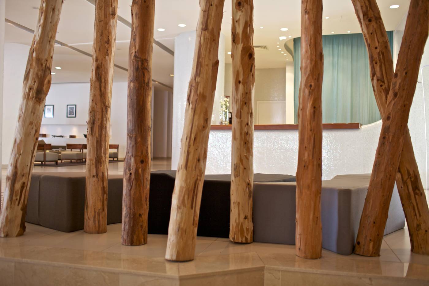 Napa-Mermaid-Hotel-Lobby-58