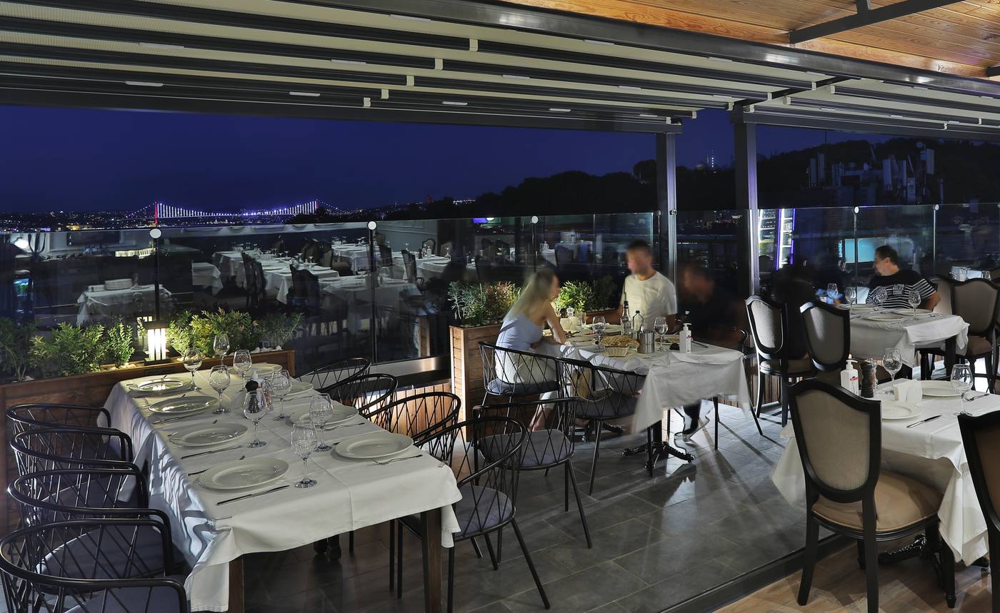 Orient-Express-Hotel-Terrace-32