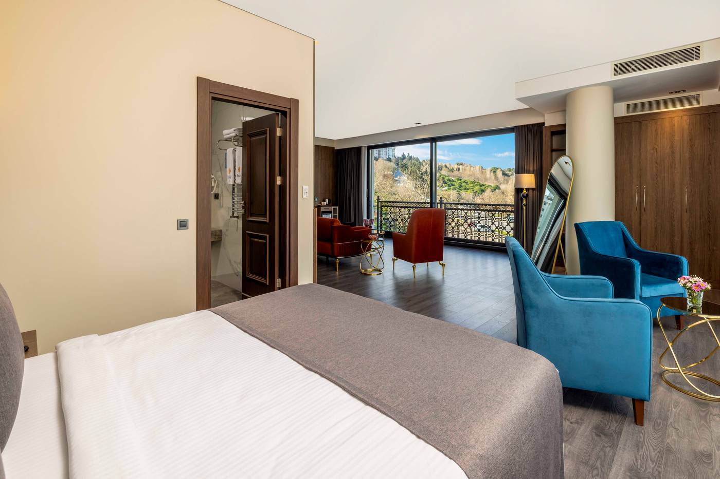 Ezkar-Bathonea-Art-istanbul-Room-32