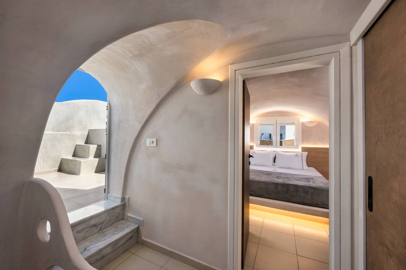 Aelia-Luxury-Suites-Room-35