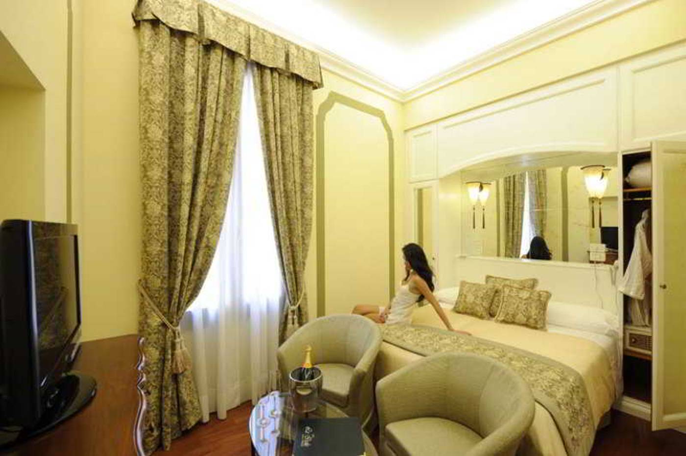 Hotel-Le-Isole-Room-34