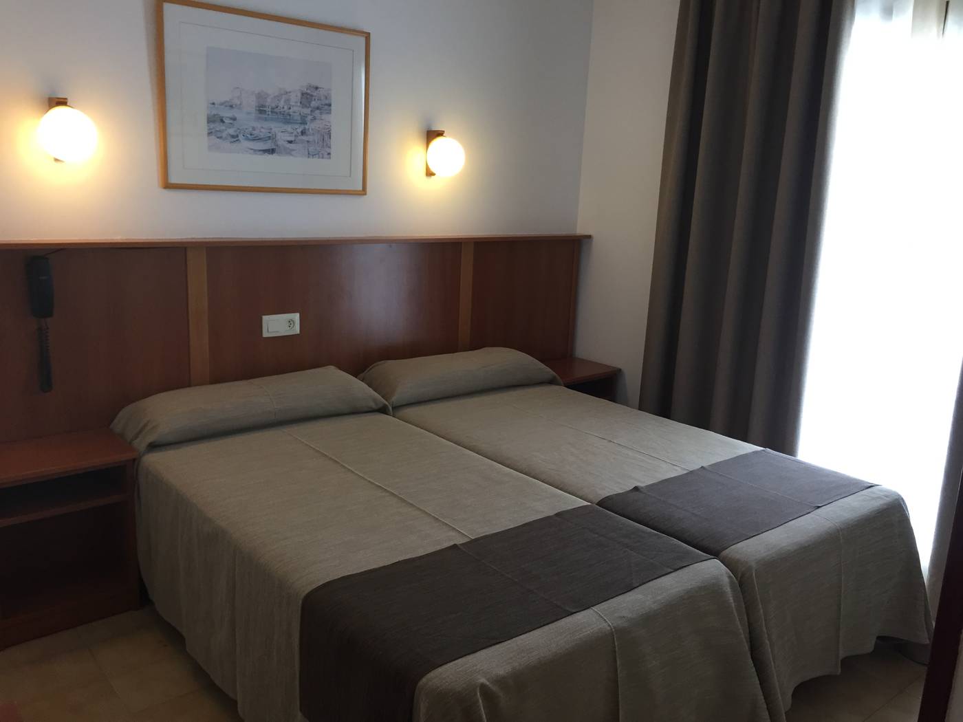 Stella-Maris-Room-12