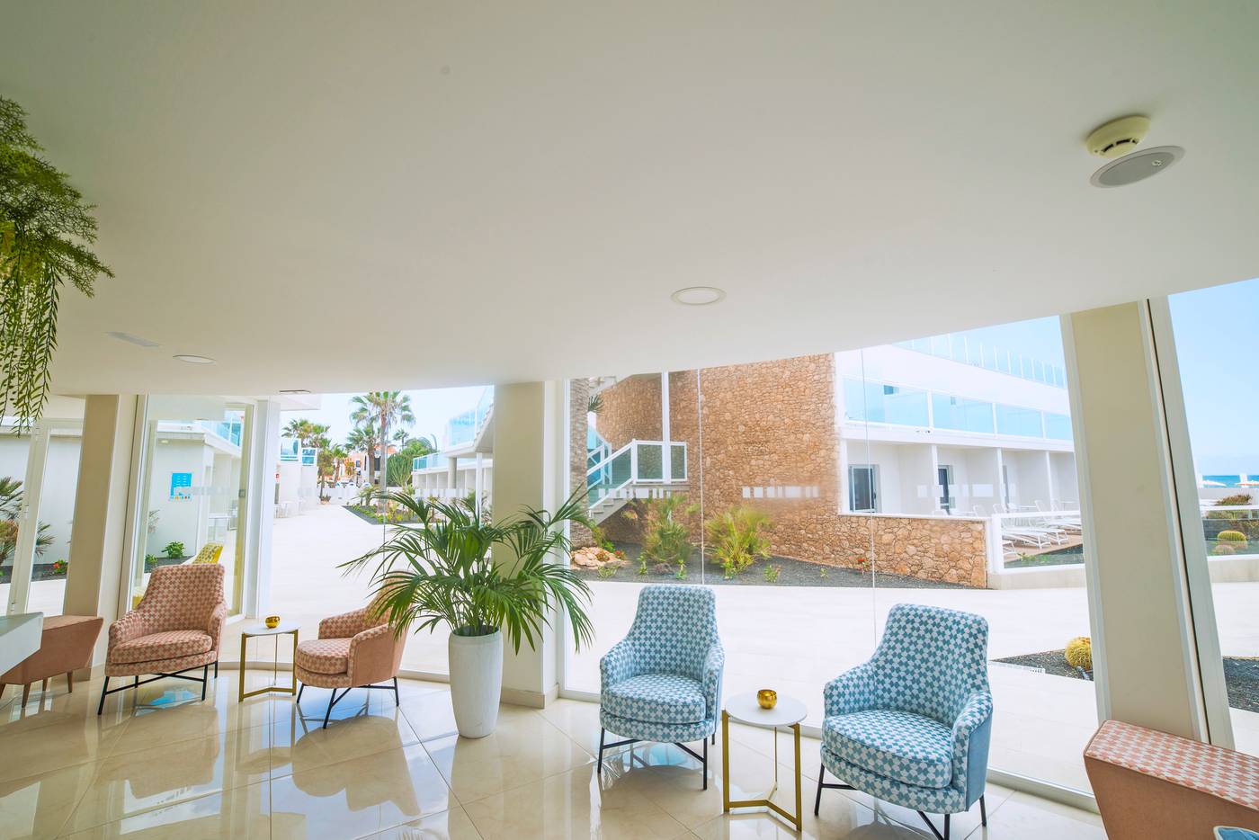 Hotel-Boutique-Tao-Caleta-Mar-Lobby-70