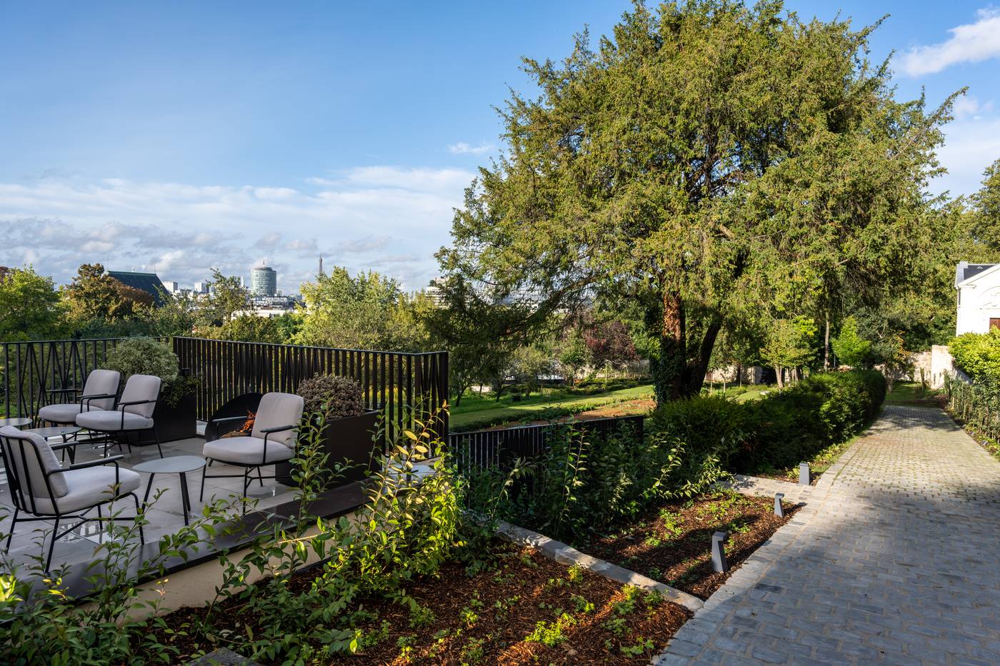 Domaine-Reine-Margot-Paris-Issy-MGallery-Collection-Terrace-90
