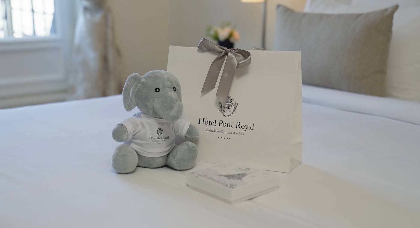 Hotel-Signature-Saint-Germain-des-Pres-Room-52