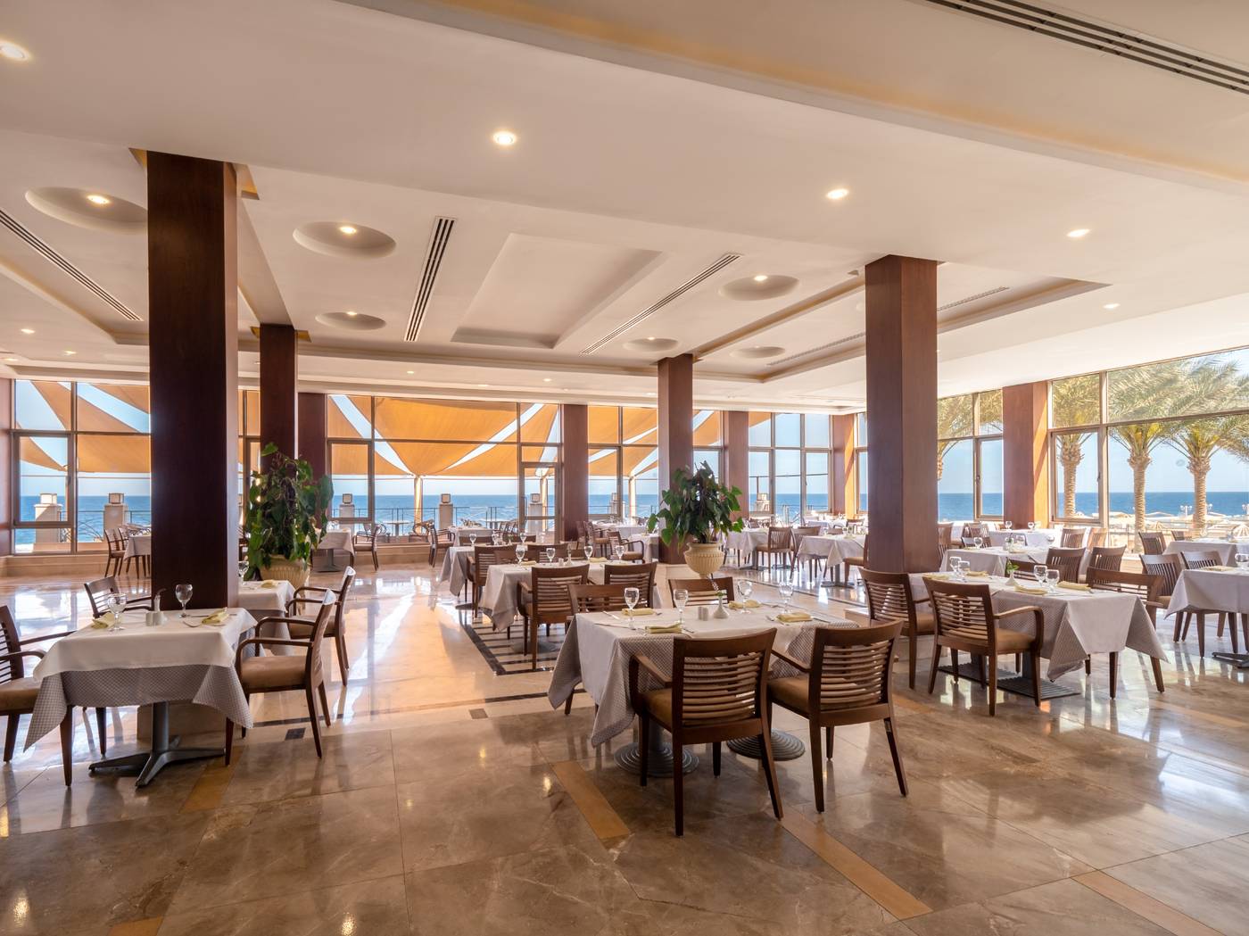 Serenity-Makadi-Beach-Restaurant-46