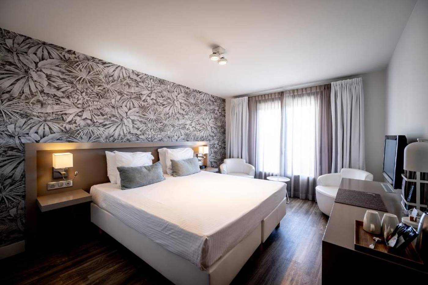 Hotel-Le-Catalogne-Room-27