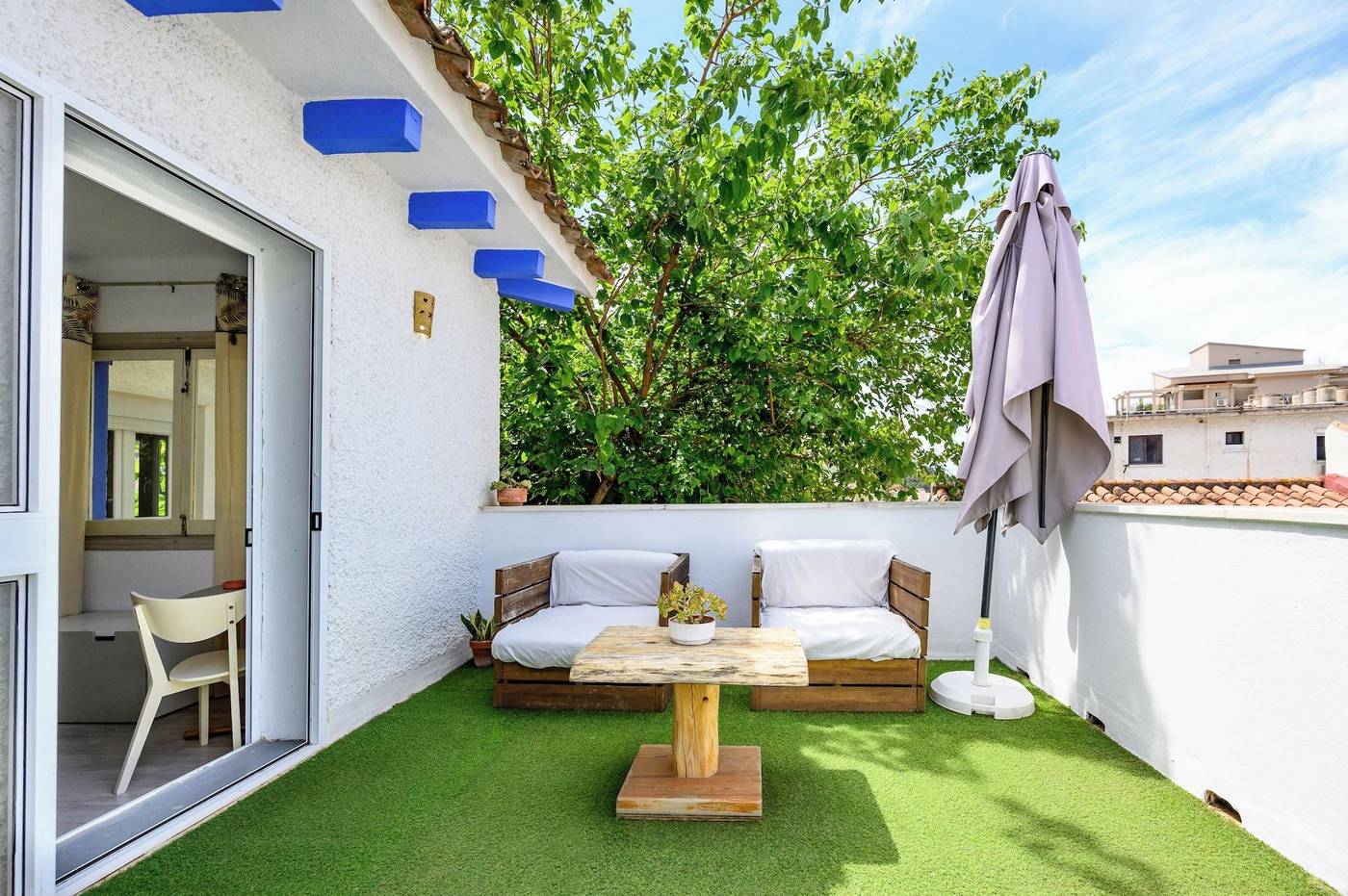 Blue-Castle-Malaga-Room-75