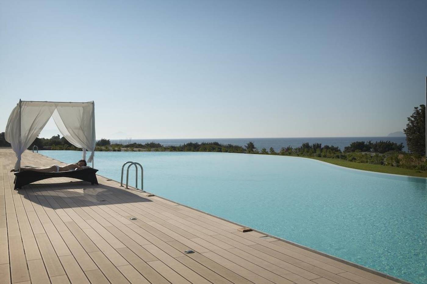Helona Resort